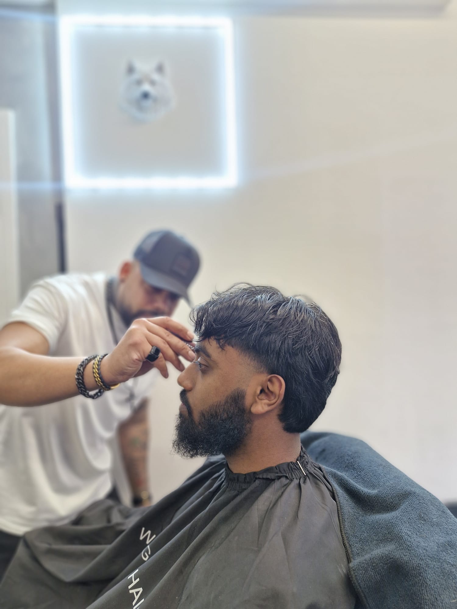 Precision beard trim